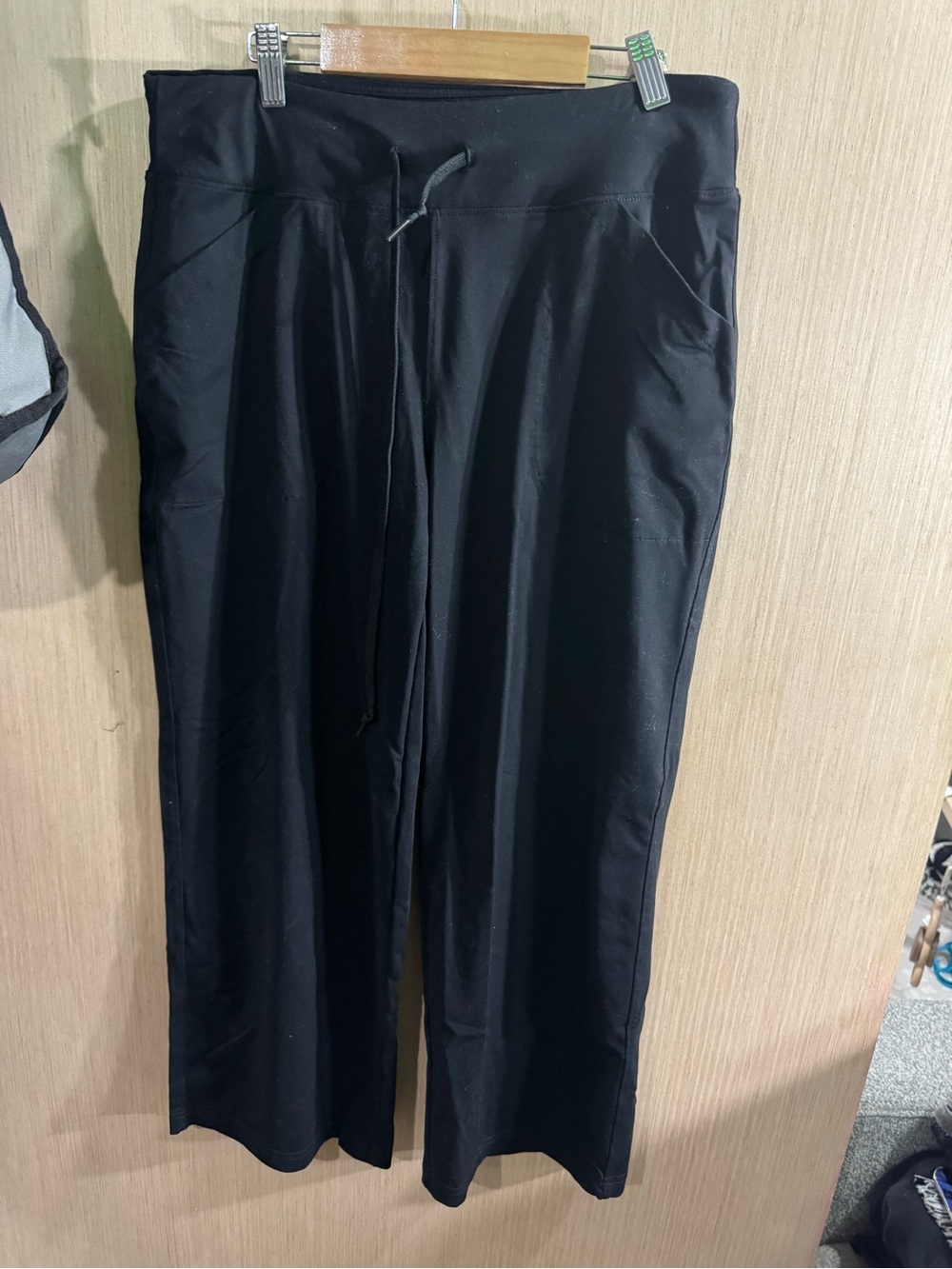 Women’s Yogipace Black Drawstring Wide Leg Yoga Pants Size Large Petite